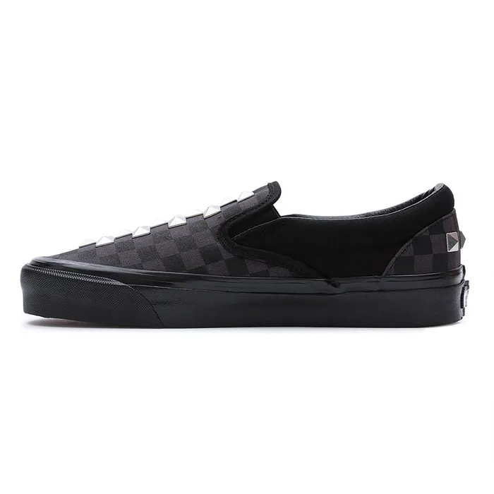 Vans View All Men Classic SlipOn 98 DX Shoes Black