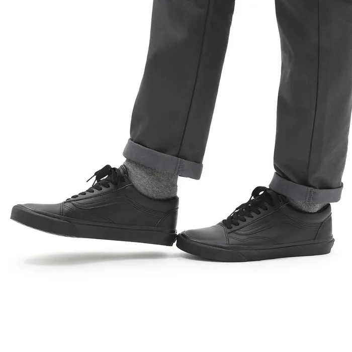 Vans View All Men Classic Tumble Old Skool Shoes Black