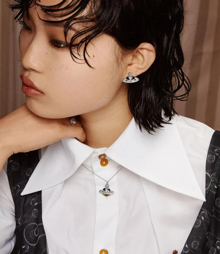 Vivienne Westwood Earrings Women New Diamante Heart Earrings Platinumblack Diamond Crystalblack