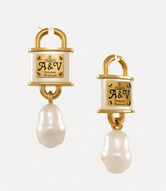 Vivienne Westwood Earrings Women Posy Earrings Gold Black Patina Creamrose Pearl Vivienne Westwood Earrings Women Posy Earrings Gold Black Patina Creamrose Pearl