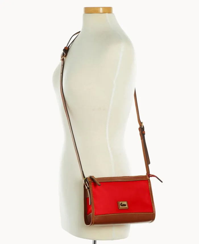 Wayfarer Zip Crossbody Red Woman Dooney and Bourke Crossbodies Wayfarer Zip Crossbody Red Woman Dooney and Bourke Crossbodies