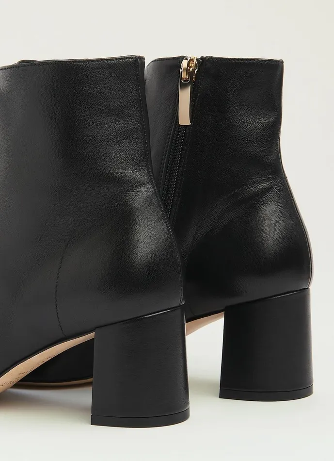 Women Boots LKBennett Arabella Black Leather LaceUp Ankle Boots Black Women Boots LKBennett Arabella Black Leather LaceUp Ankle Boots Black