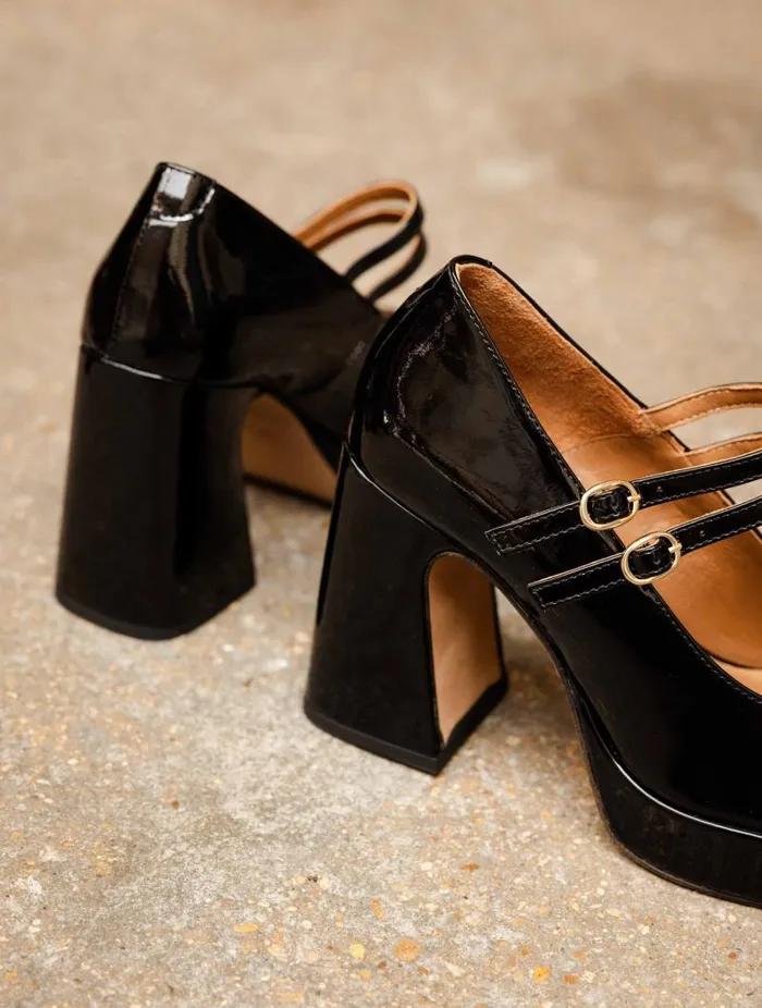 Women Pumps and Mary Janes Bobbies Louise Lacquered Black Women Pumps and Mary Janes Bobbies Louise Lacquered Black