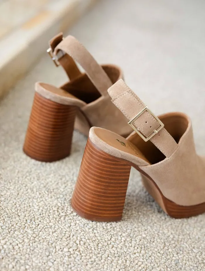 Women Pumps and Mary Janes Bobbies Savannah Antelope Women Pumps and Mary Janes Bobbies Savannah Antelope