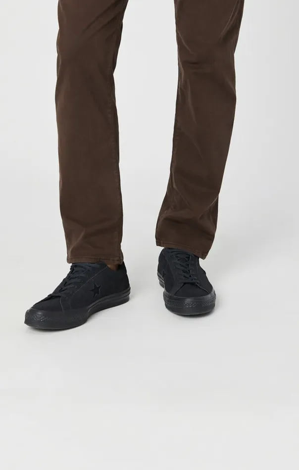 Zach Straight Leg In Coffee Bean Twill Men Mavi Jeans Pants